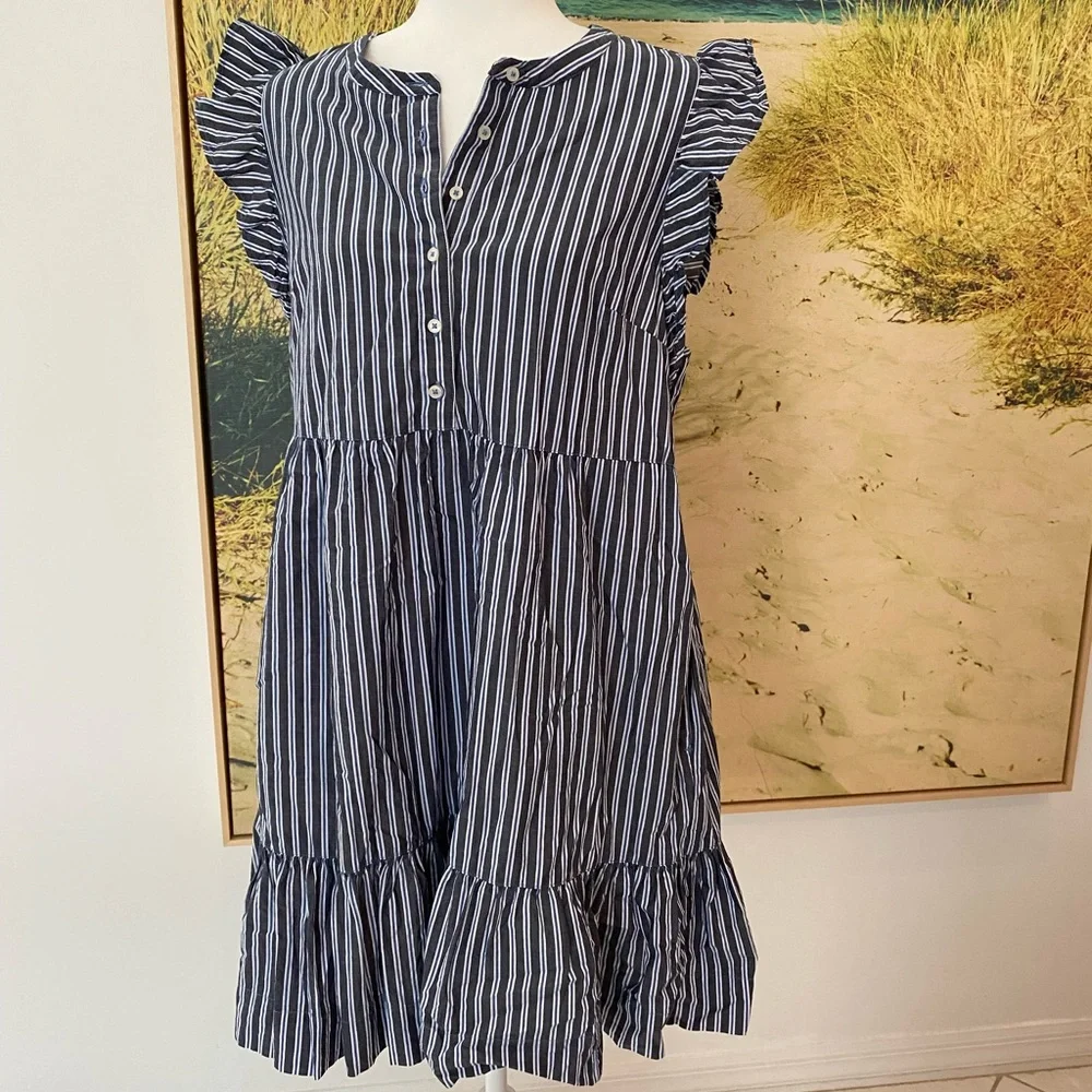 Old Navy Blue and White Pinstripe Flutter Sleeve Cotton Dress with Pockets - Picture 3 of 3
